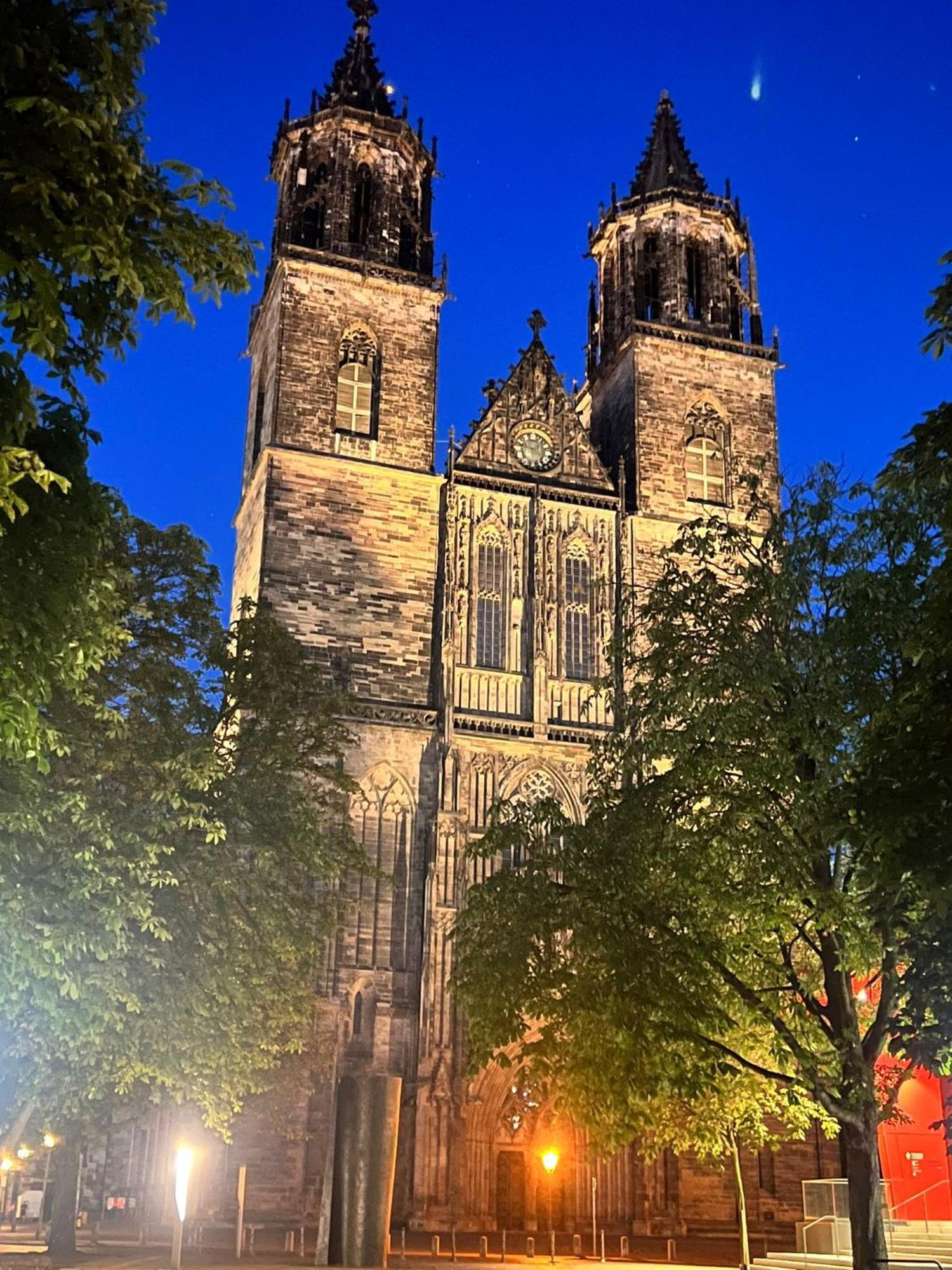 City Central Hegelstrasse Magdeburg Luaran gambar